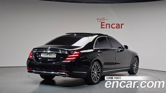 Mercedes-Benz S-Class S560L 4MATIC