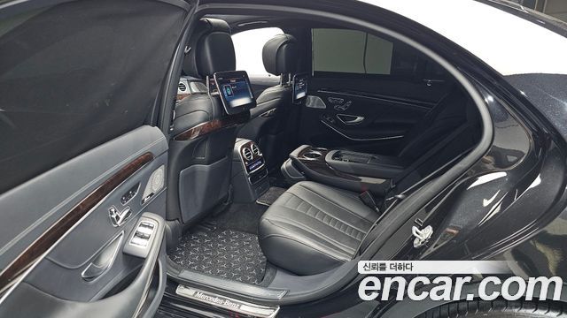 Mercedes-Benz S-Class S560L 4MATIC
