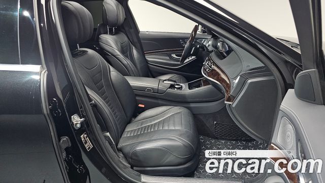 Mercedes-Benz S-Class S560L 4MATIC