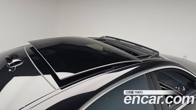 Mercedes-Benz S-Class S560L 4MATIC