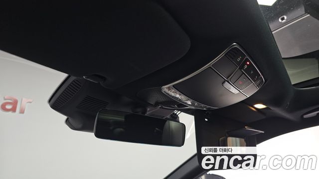 Mercedes-Benz S-Class S560L 4MATIC
