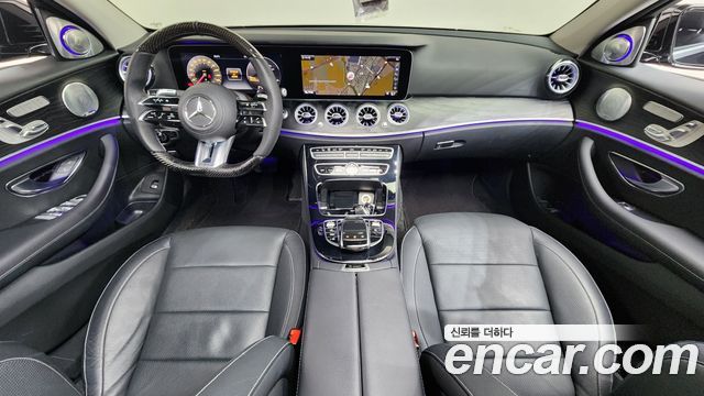 Mercedes-Benz E-Class E300 4MATIC Avnatgarde