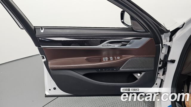 BMW 7-Series 730Ld xDrive M Sport