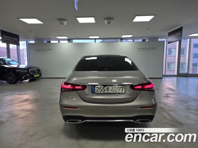 Mercedes-Benz E-Class E350 4MATIC AMG Line Edition