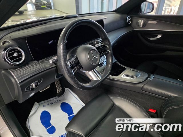 Mercedes-Benz E-Class E350 4MATIC AMG Line Edition