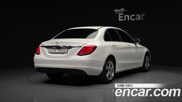 Mercedes-Benz C-Class C200