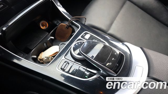 Mercedes-Benz C-Class C200