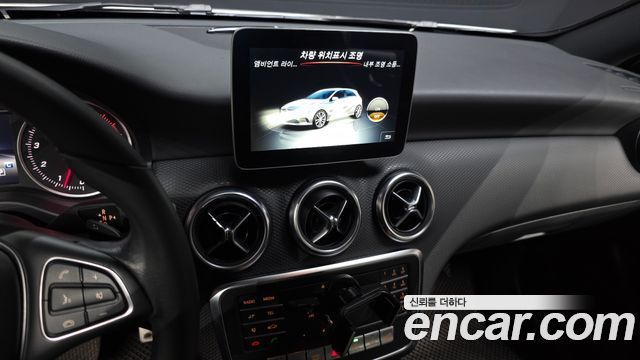 Mercedes-Benz A-Class A200