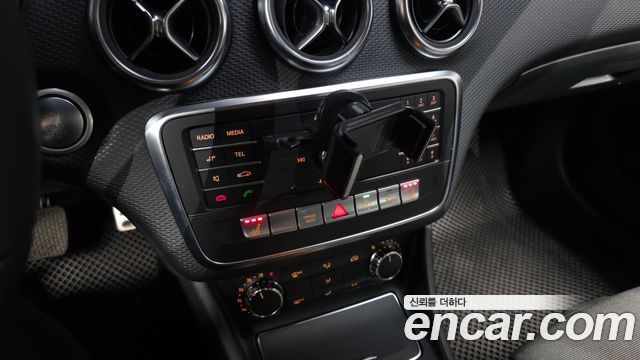 Mercedes-Benz A-Class A200