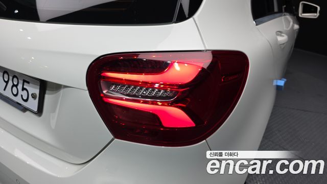 Mercedes-Benz A-Class A200