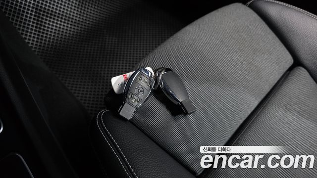 Mercedes-Benz A-Class A200