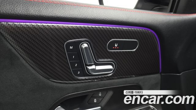 Mercedes-Benz GLB-Class AMG GLB35 4MATIC