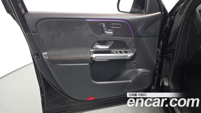 Mercedes-Benz GLB-Class AMG GLB35 4MATIC