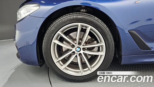 BMW 5-Series 520d M Sport Package Plus