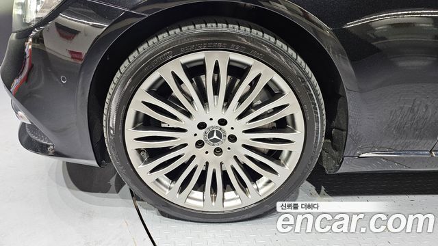 Mercedes-Benz S-Class S560L 4MATIC