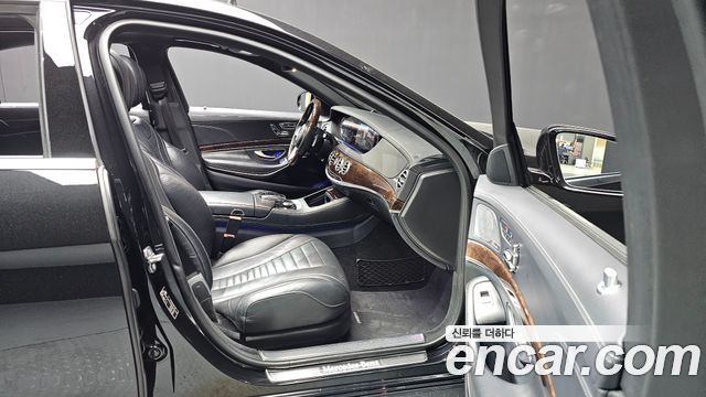 Mercedes-Benz S-Class S560L 4MATIC