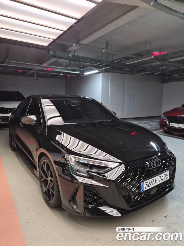 Audi RS3 2.5 TFSI Quattro Carbon Edition