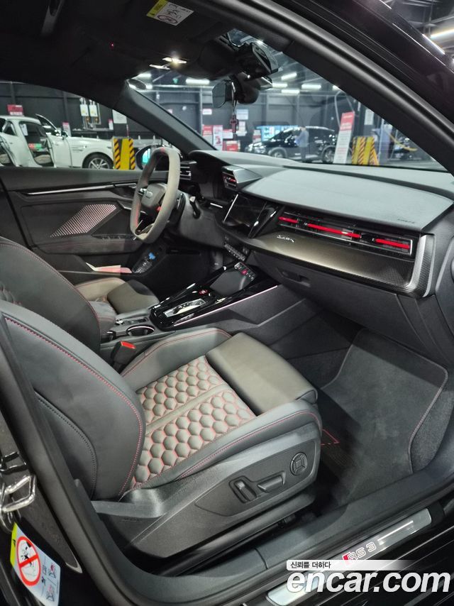 Audi RS3 2.5 TFSI Quattro Carbon Edition