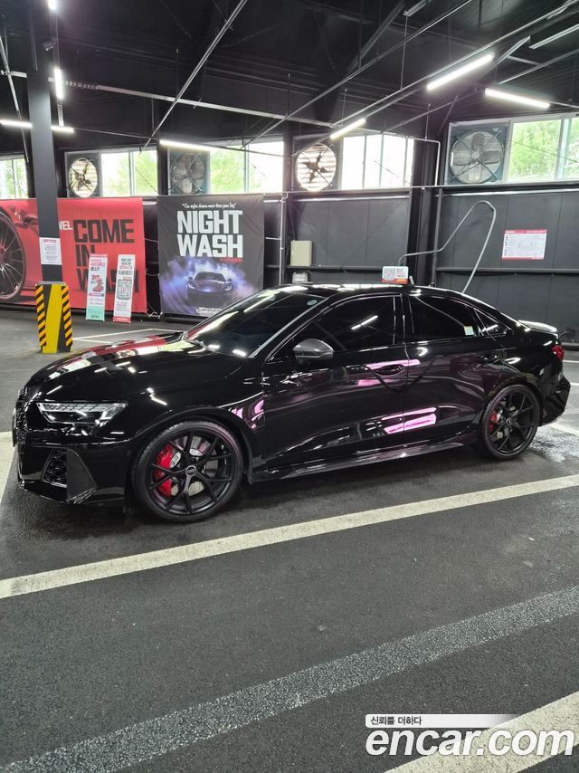 Audi RS3 2.5 TFSI Quattro Carbon Edition