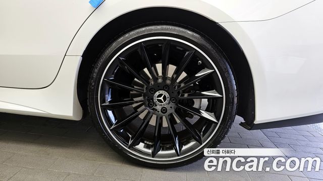 Mercedes-Benz CLS-Class CLS400d 4MATIC AMG Line