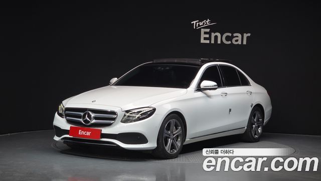 Mercedes-Benz E-Class E300 4MATIC Avnatgarde