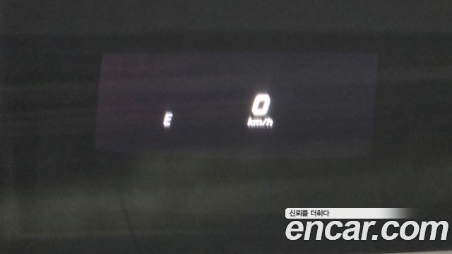 Mercedes-Benz E-Class E300 4MATIC Avnatgarde