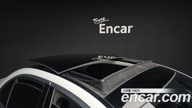 Mercedes-Benz E-Class E300 4MATIC Avnatgarde