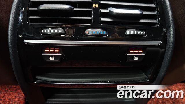 BMW 5-Series 530i xDrive Luxury Plus