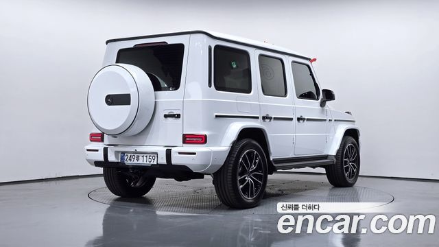Mercedes-Benz G-Class G450d Manufaktur