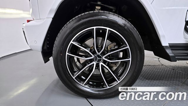 Mercedes-Benz G-Class G450d Manufaktur