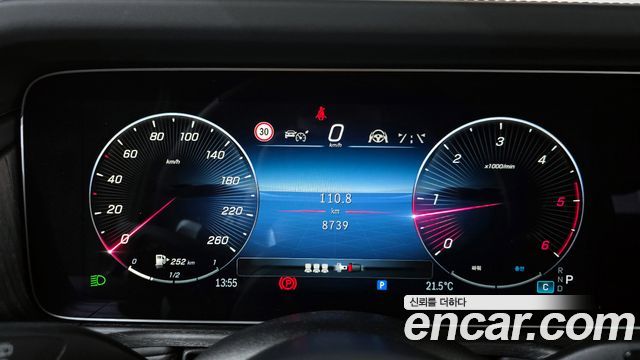 Mercedes-Benz G-Class G450d Manufaktur