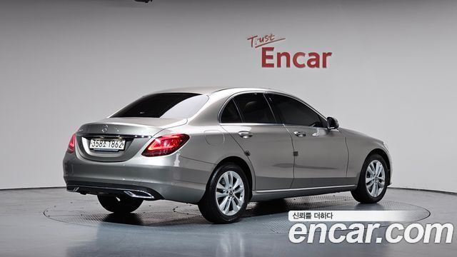 Mercedes-Benz C-Class C200 Avantgarde