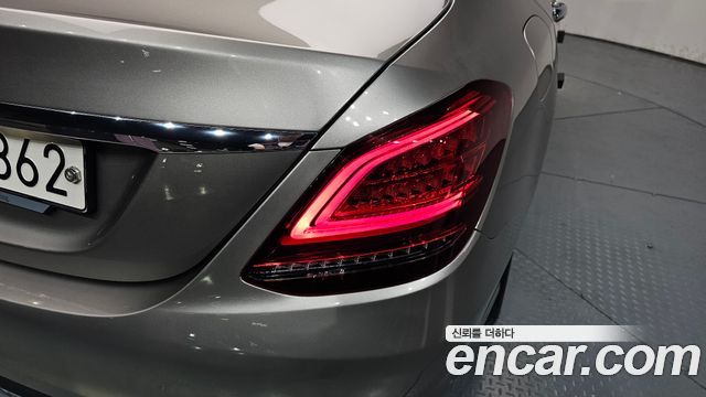 Mercedes-Benz C-Class C200 Avantgarde