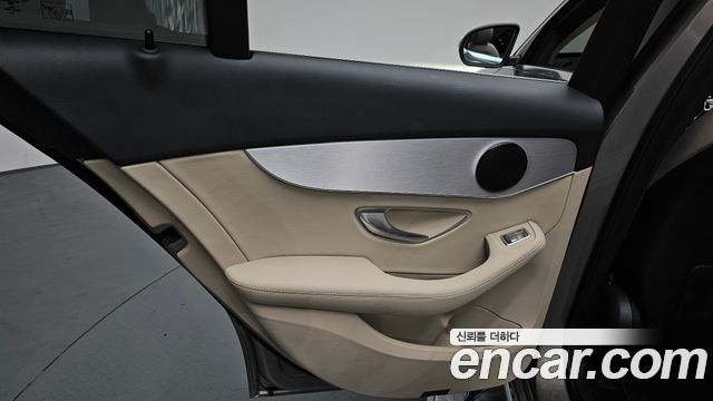 Mercedes-Benz C-Class C200 Avantgarde
