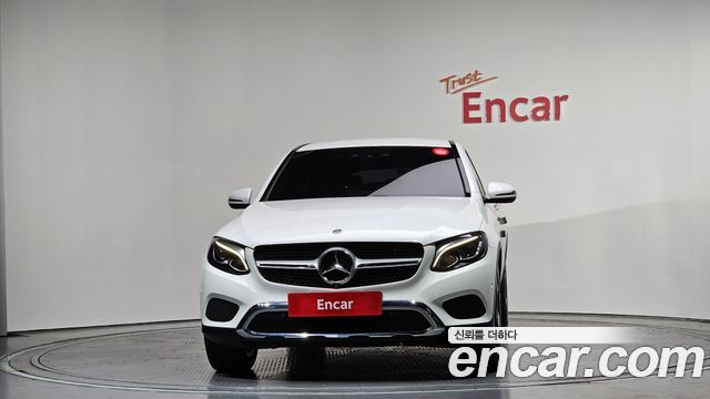 Mercedes-Benz GLC-Class GCL300 4MATIC Coupe