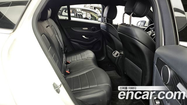 Mercedes-Benz GLC-Class GCL300 4MATIC Coupe