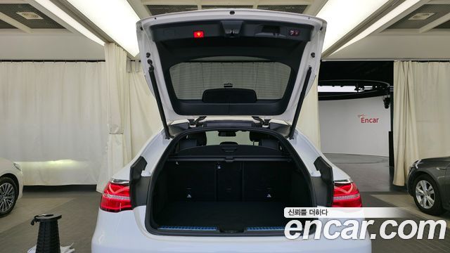Mercedes-Benz GLC-Class GCL300 4MATIC Coupe