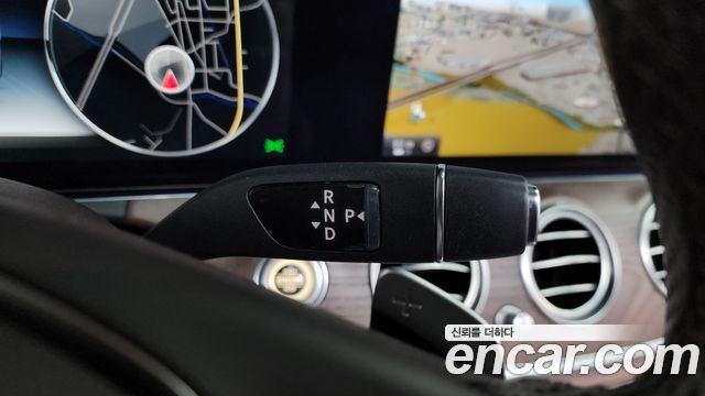 Mercedes-Benz E-Class E300 4MATIC Exclusive