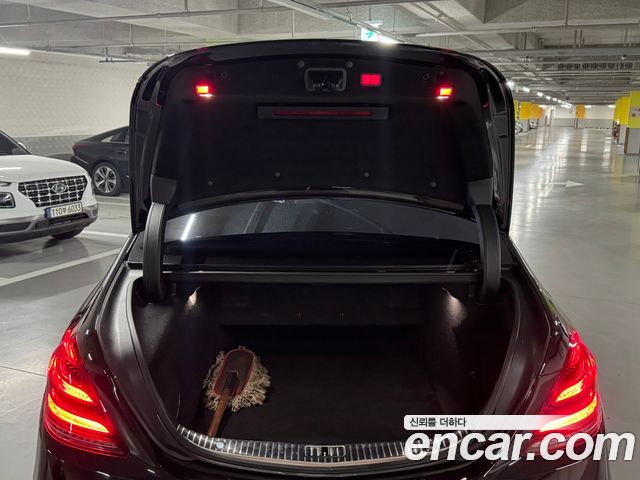 Mercedes-Benz S-Class Maybach S500 4MATIC