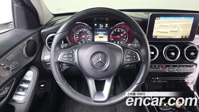 Mercedes-Benz C-Class C200 Avantgarde