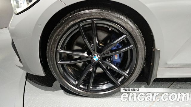 BMW 3-Series 330i M Sport