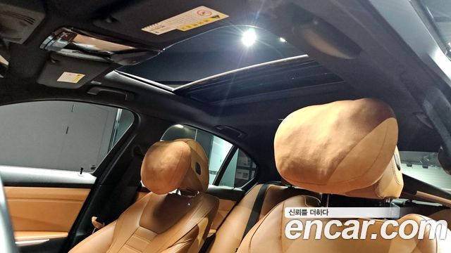 BMW 3-Series 330i M Sport