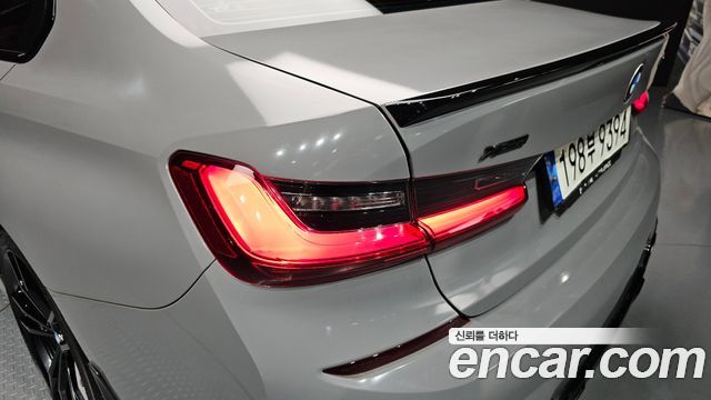 BMW 3-Series 330i M Sport