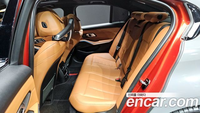 BMW 3-Series 330i M Sport