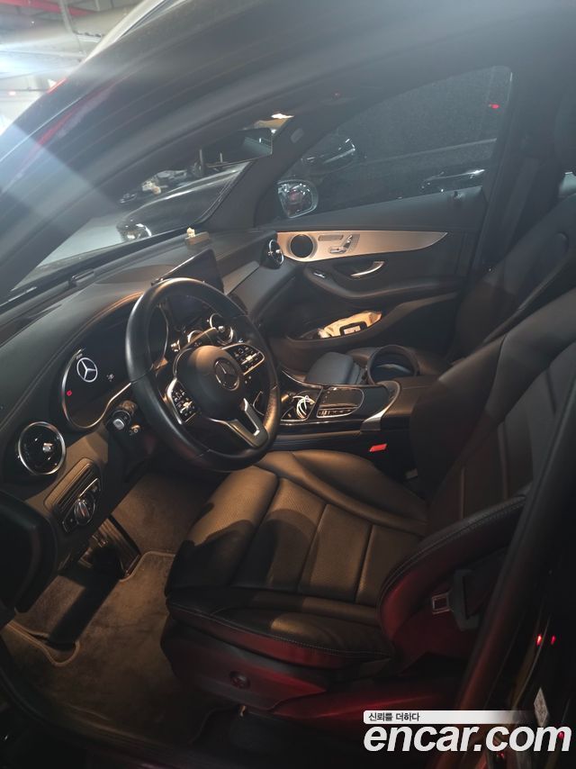 Mercedes-Benz GLC-Class GLC220 d 4MATIC