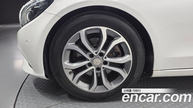 Mercedes-Benz C-Class C220 d Avantgarde