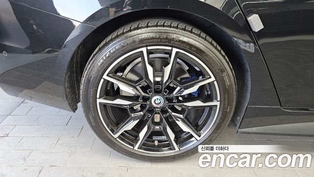 BMW i4 M50