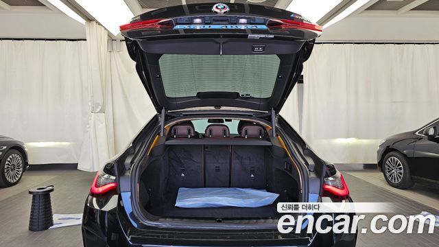 BMW i4 M50