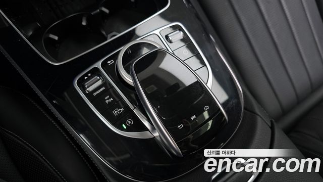 Mercedes-Benz E-Class E300 4MATIC Exclusive