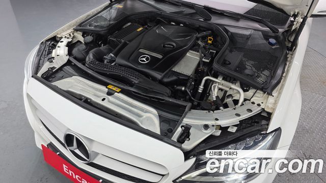 Mercedes-Benz C-Class C200